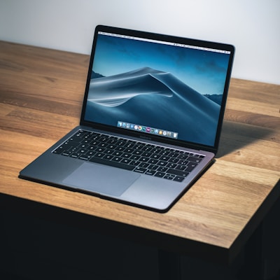 MacBook Pro 16"